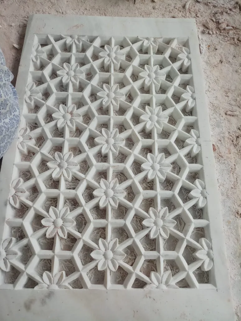 Floral Lattice Jali — Makrana White