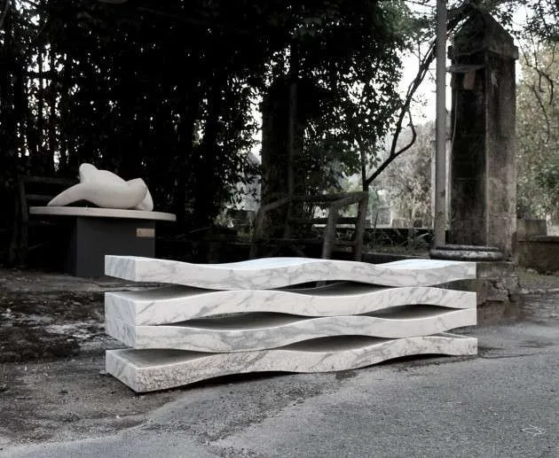 Onda Bench — Statuario