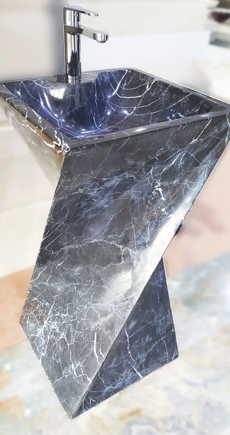 Torsione Pedestal — Nero Marquina, Polished finish